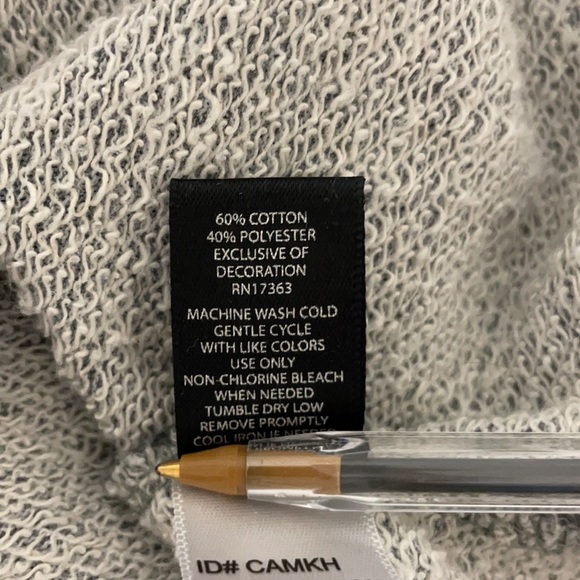 KENSIE Womens Gray Lace Trimmed Sweatshirt Size Medium - Picture 8 of 8